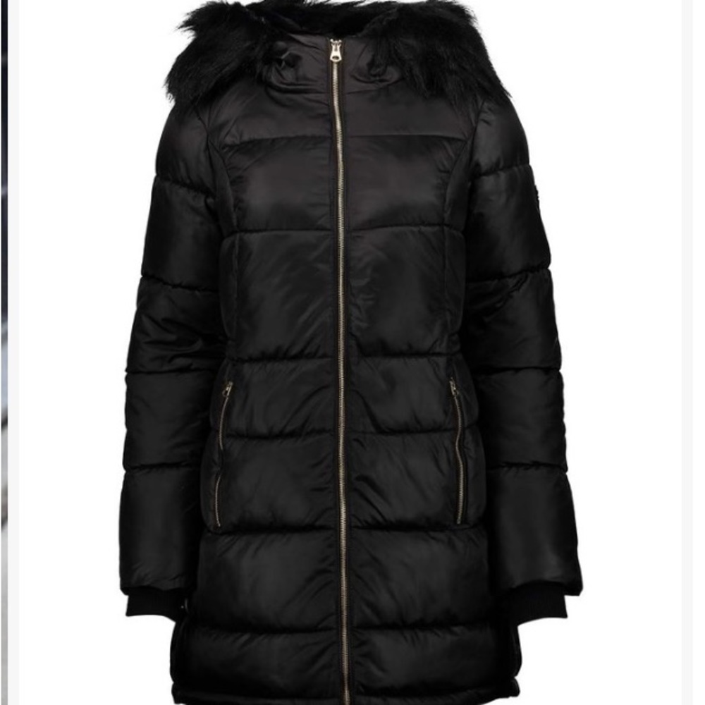 Jessica Simpson black puffer coat ✨✨